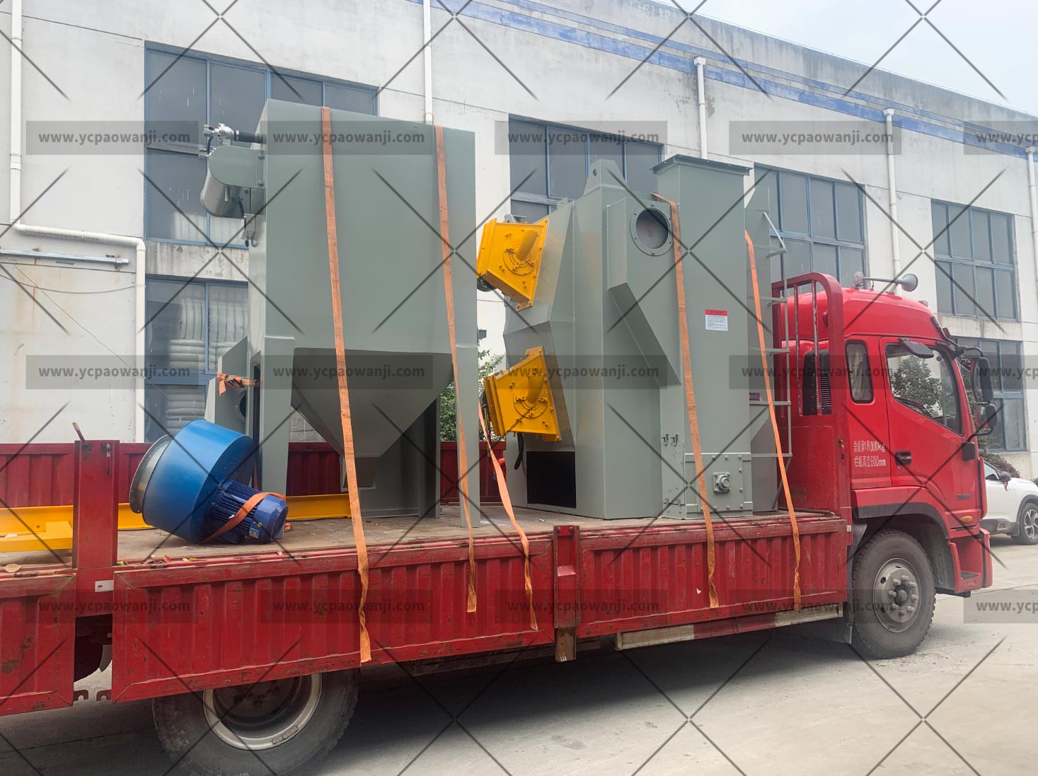 江蘇拋丸機除銹設備 拋丸清理機在正常運轉的情況是如何充分發揮動平衡減震作用的?